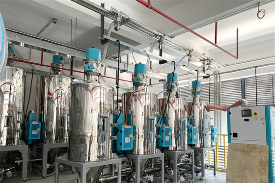 용량 PLC 제어 리모컨으로 플라스틱 공급 시스템 용량 500~2000kg