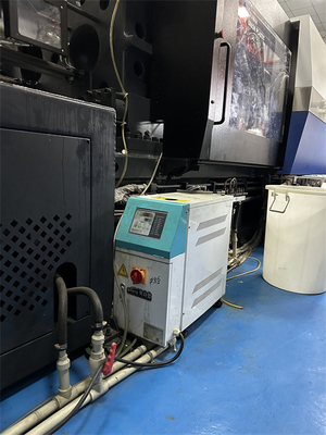 구리 튜브 곰팡이 온도 컨트롤러 50-180 ° C 1-5 HP 냉각 전력 및 펌프 전력